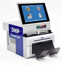 DNP Kiosque photo tout-en-un avec imprimante DS620 de DNP